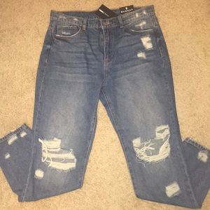 High-waisted Distressed Boyfriend/Mom Jeans